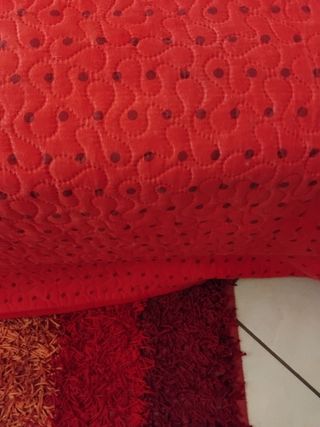 Trapunta leggera matrimoniale rossa