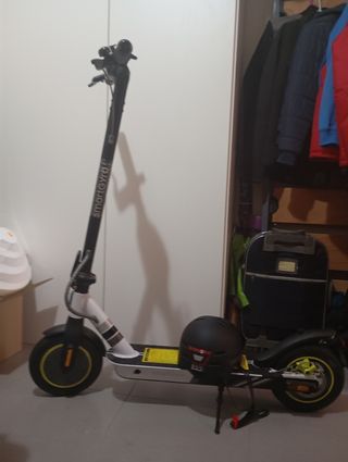 Patinete Eléctrico Homologado DGT + casco