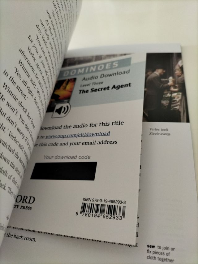 Dominoes, New Edition: Level 3: 1,000-Word Voca...