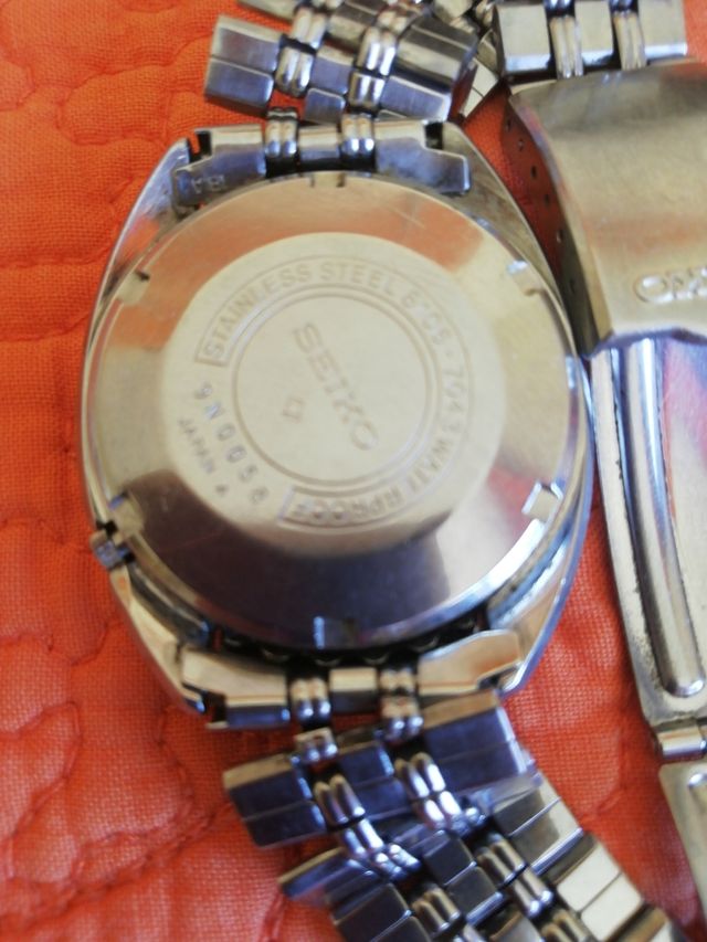 Reloj Seiko Automático Plata y Blanco