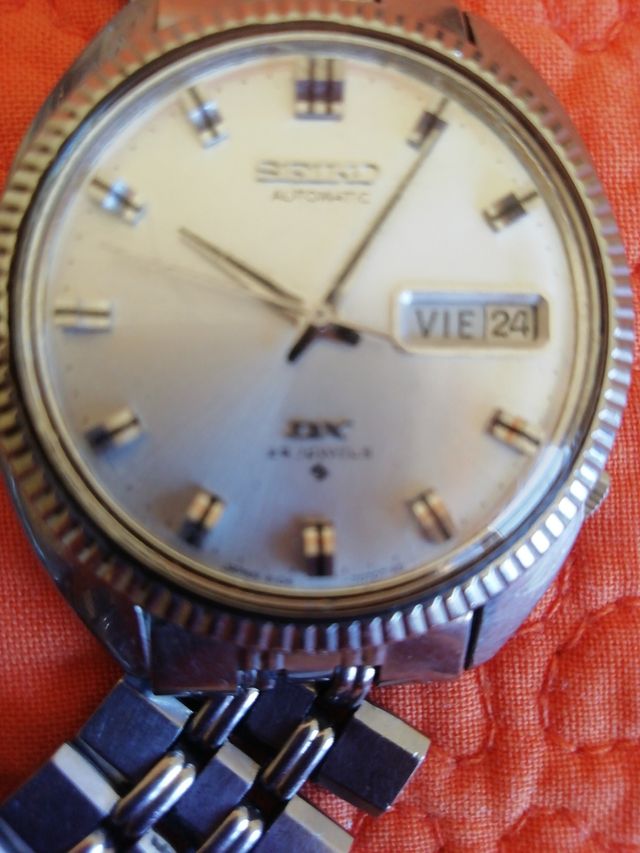 Reloj Seiko Automático Plata y Blanco