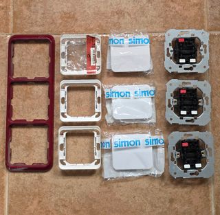 Simón 75 Mecanismos, teclasy Marcos