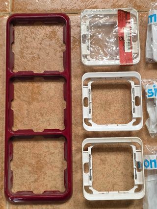 Simón 75 Mecanismos, teclasy Marcos