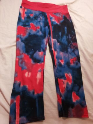 Mallas deportivas con estampado. Talla M/L