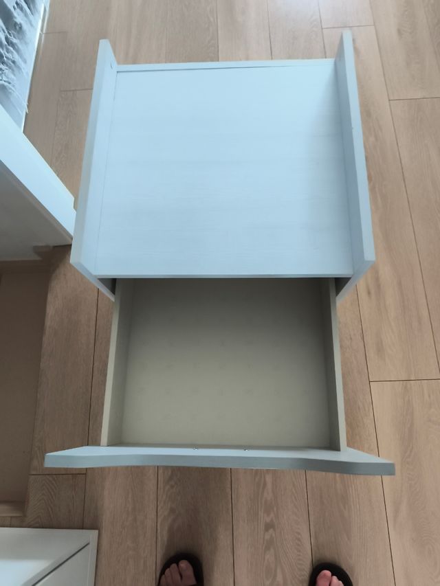 Mesita infantil 2 cajones