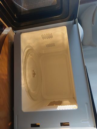 Microondas Beige Estilo Retro