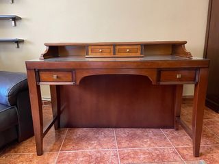 Escritorio/secreter M. Toscano Cerezo Macizo