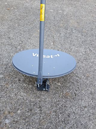 Antena Viasat + Receptor + Router