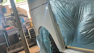 Chapa y pintura y pintor de toda clase de coches, 