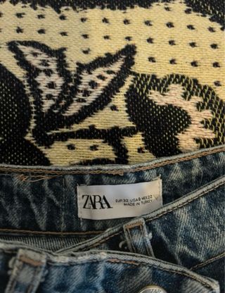 Pantalones vaqueros rotos anchos