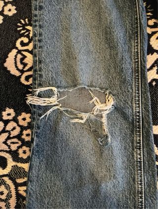 Pantalones vaqueros rotos anchos