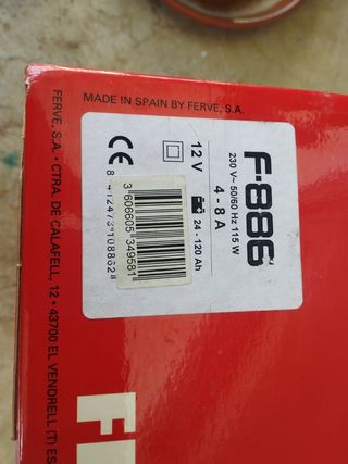 Cargador Baterías Ferve F-886 12V