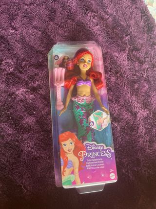 Dos muñecas Ariel y cenicienta Disney 