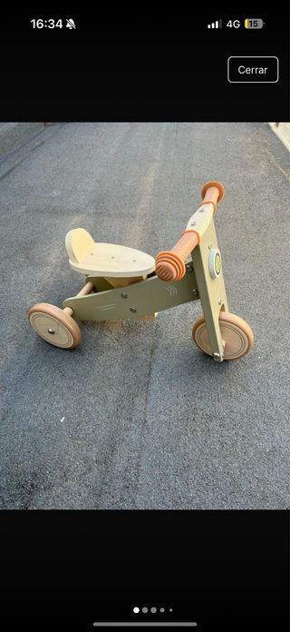 Triciclo de madera para niños