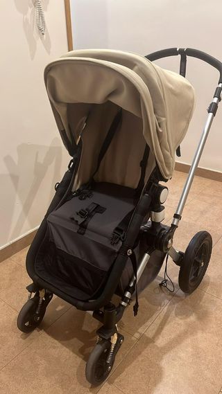 Cochecito Bugaboo color beige