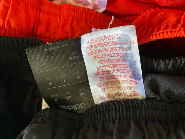 Pantalones cortos Adidas Negro y Rojo