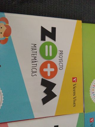 Libros escolares ZOOM Vicens Vives