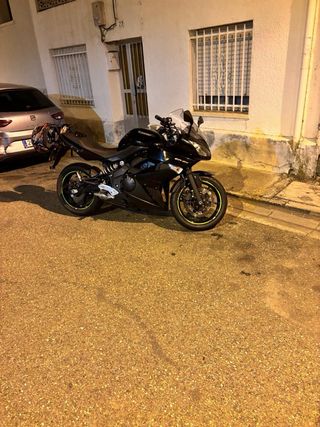 Moto Kawasaki ER 6F ABS Negra