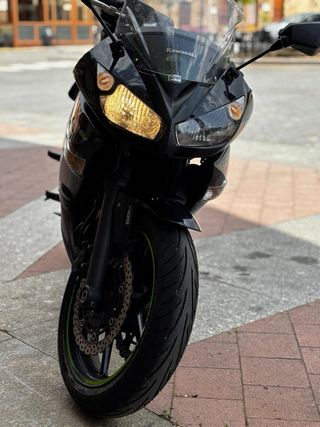 Moto Kawasaki ER 6F ABS Negra