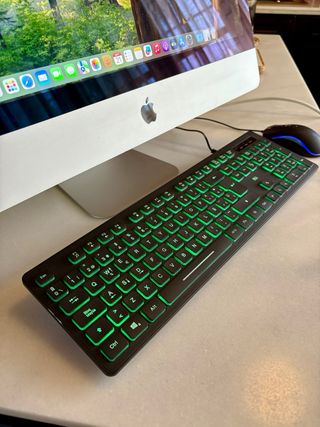 iMac Retina 4K 21,5, Intel Core i3 3,6GHz. 8 GB