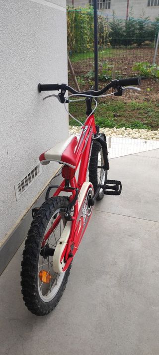 Bicicleta Infantil Conor Meteor Roja