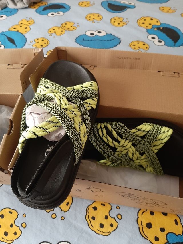 Sandalias Niños Negras y Verdes