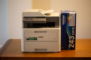 Brother Multifunción Láser Color Wifi y tóners
