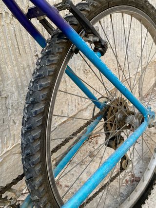 Bicicleta Montaña Azul y Morada