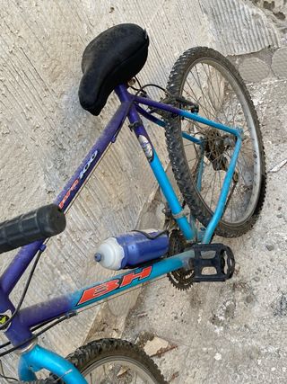 Bicicleta Montaña Azul y Morada