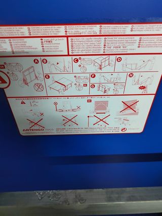 Mesa de ping pong azul