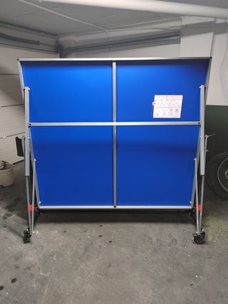 Mesa de ping pong azul