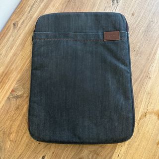 Funda Incase para portátil 13