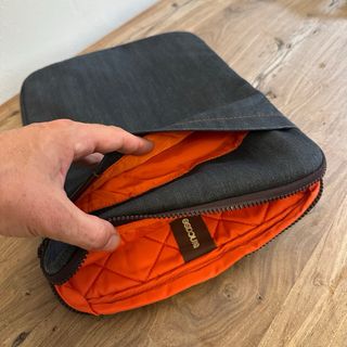 Funda Incase para portátil 13