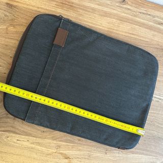 Funda Incase para portátil 13