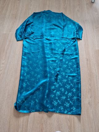 Bata de seda unisex