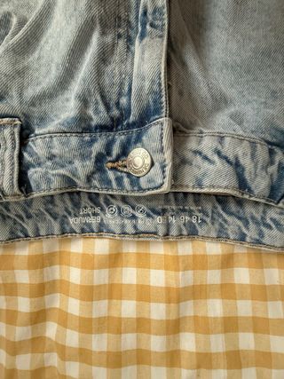 Pantalón vaquero desgastado