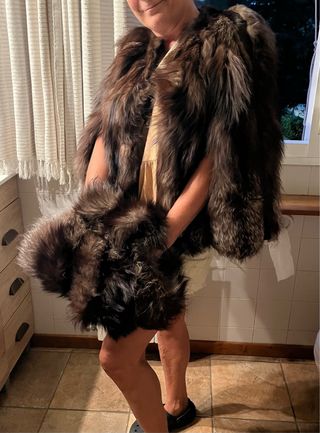 Capa y calentamanos de pelo natural