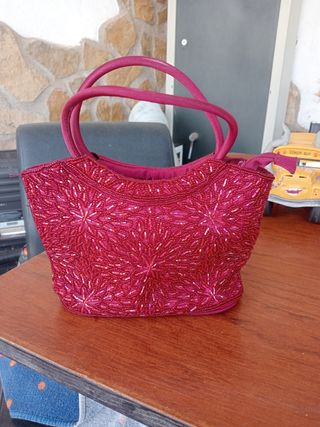 Bolso de fiesta con foulard