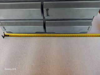 Cassettiera mobile grigia in plastica