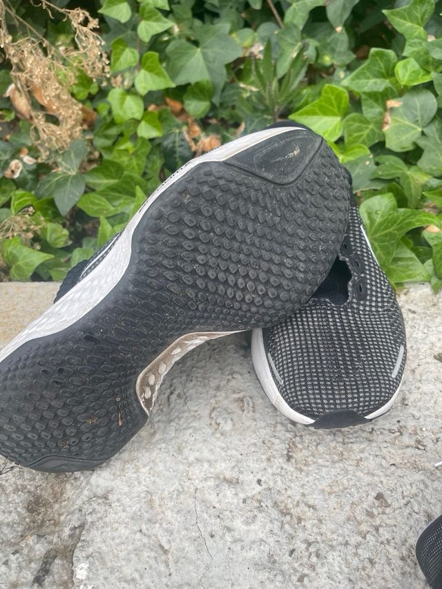 Nike ZoomX Invincible Run Flyknit 2