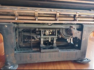Máquina de escribir Underwood Standard