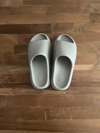 Chanclas Adidas Yeezy Slide Beige