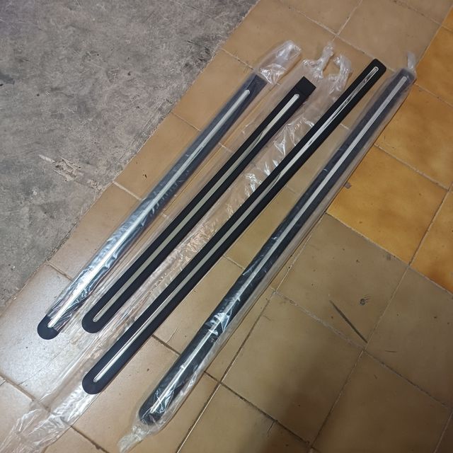 Molduras Laterales Suzuki Wagon R