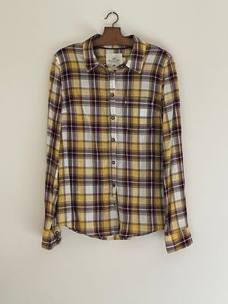 Camisa H&M cuadros amarilla, blanca y burdeos