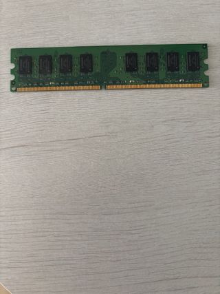 Memoria RAM Kingston DDR 2GB