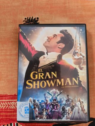 Películas en DVD con libros de inglés.