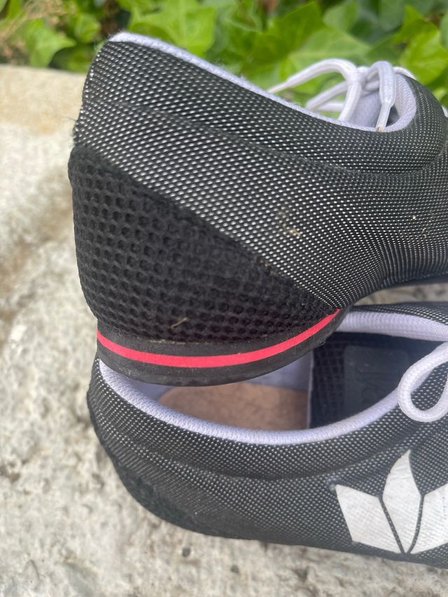 Zapatillas deportivas negras