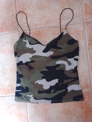 Camiseta tirantes camuflaje verde