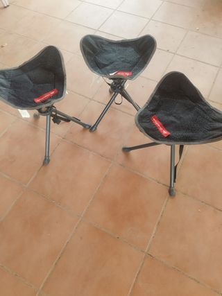 3 Taburetes plegables son 3 Taburetes, uno 10€