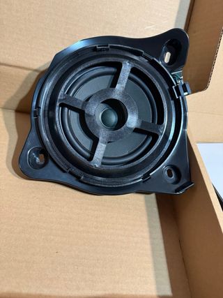 Subwoofer Mercedes W205 W213 W222